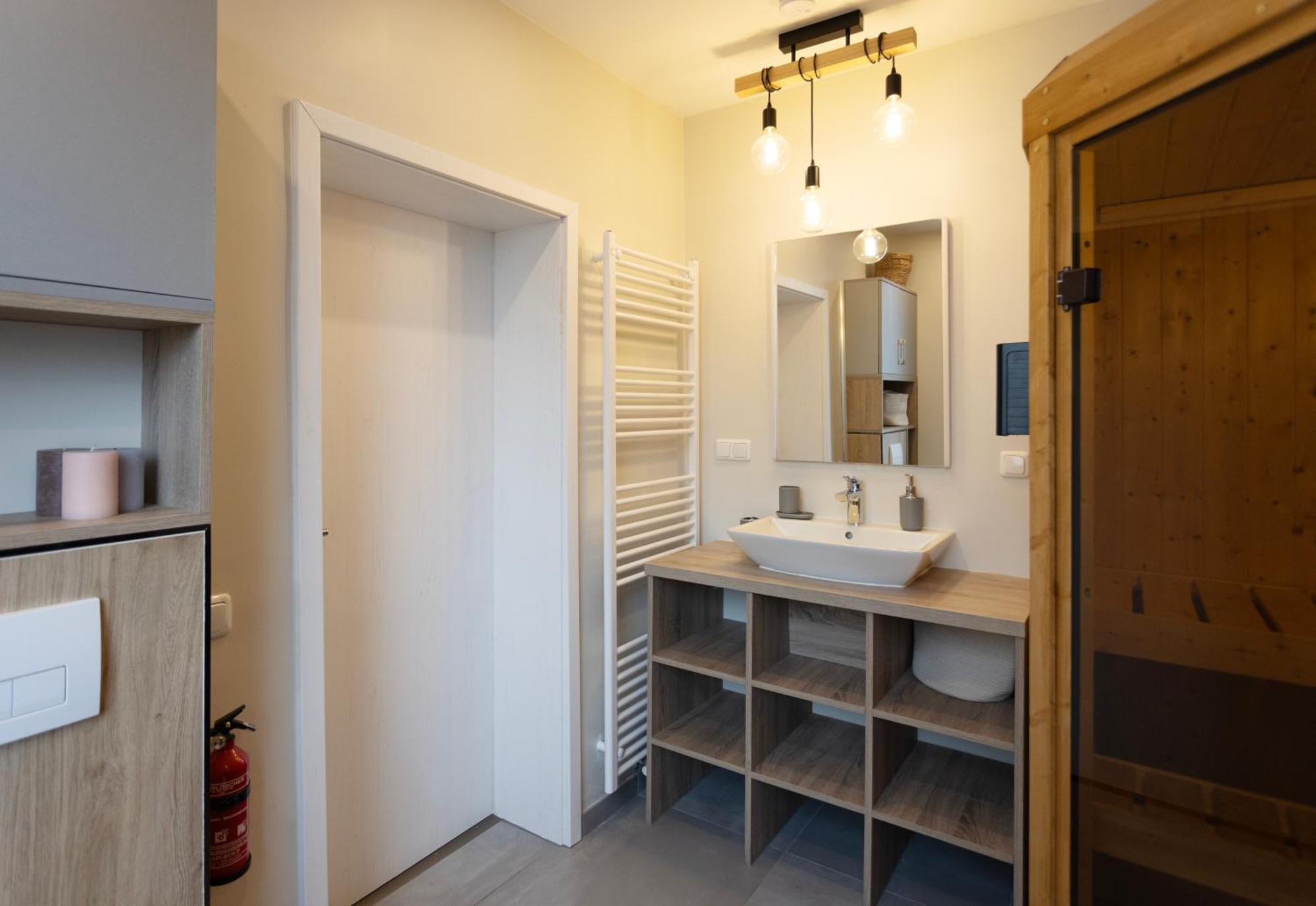 Huge Apartment With Sauna And Free Parking دوسبرغ المظهر الخارجي الصورة