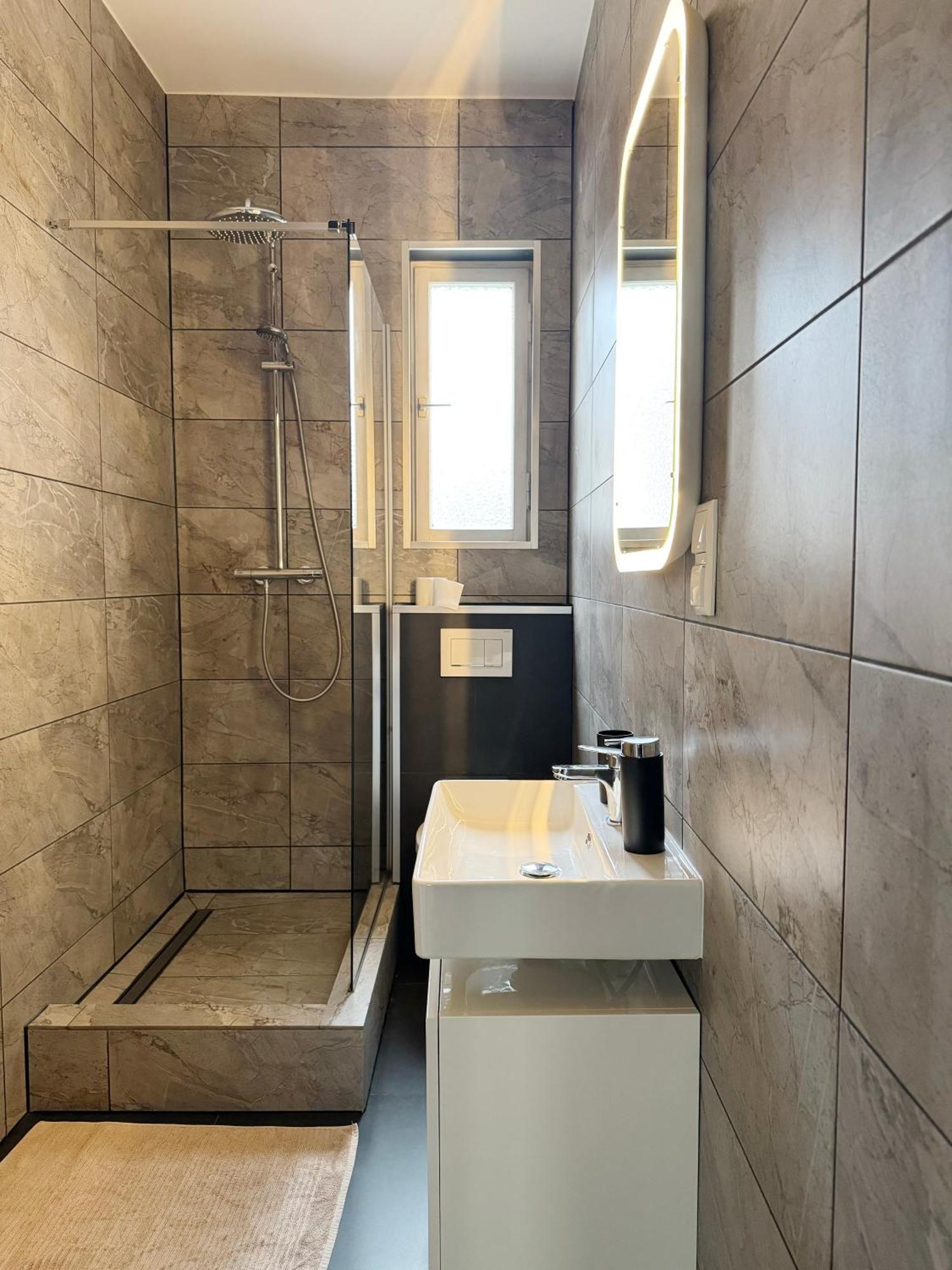 Huge Apartment With Sauna And Free Parking دوسبرغ المظهر الخارجي الصورة